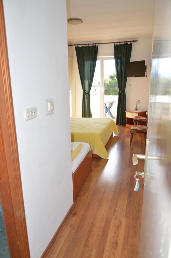 Apartman Mare Drvenik  Dış mekan fotoğraf